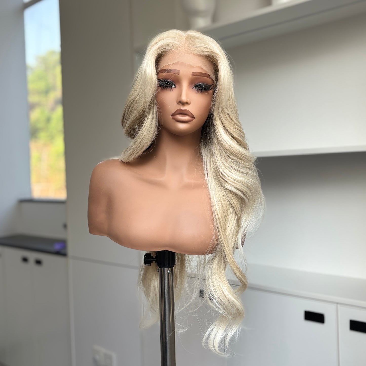 [Cool 613] Super Soft-Futura Luxury 13x6 Lace Synthetic Wig