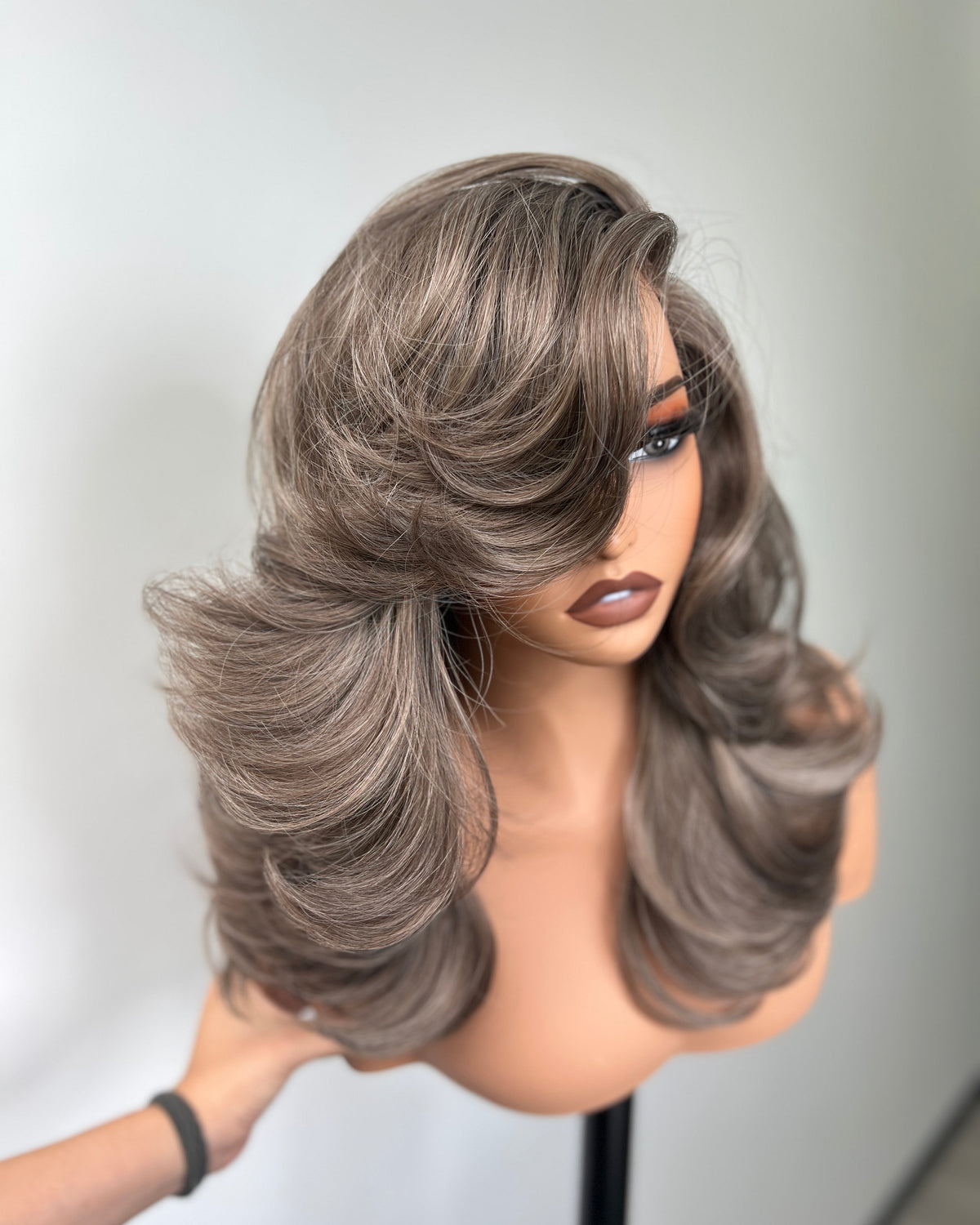 [Choppy Layers] Butterfly Cut T-Lace Synthetic Glueless Wigs Ash Brown Gray